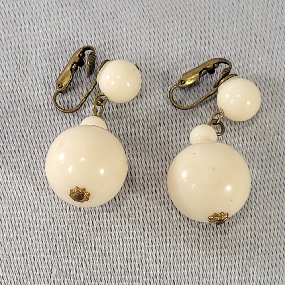 Vintage‎ Germany White Lucite Earrings Double Ball Drop Clip On Brass Tone